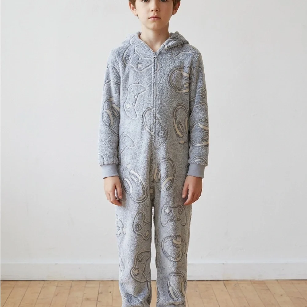 Children Place Boys Medium (7-8) Plush Hooded Onesie in Light Gray Flaw Hole Pic